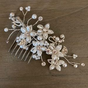 LAST CHANCE David’s Bridal Hair Comb